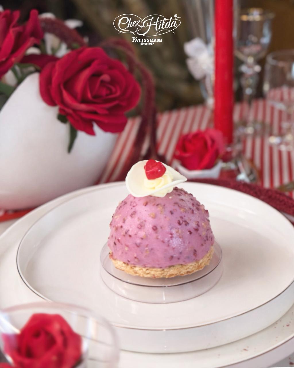 strawberry mousse cake