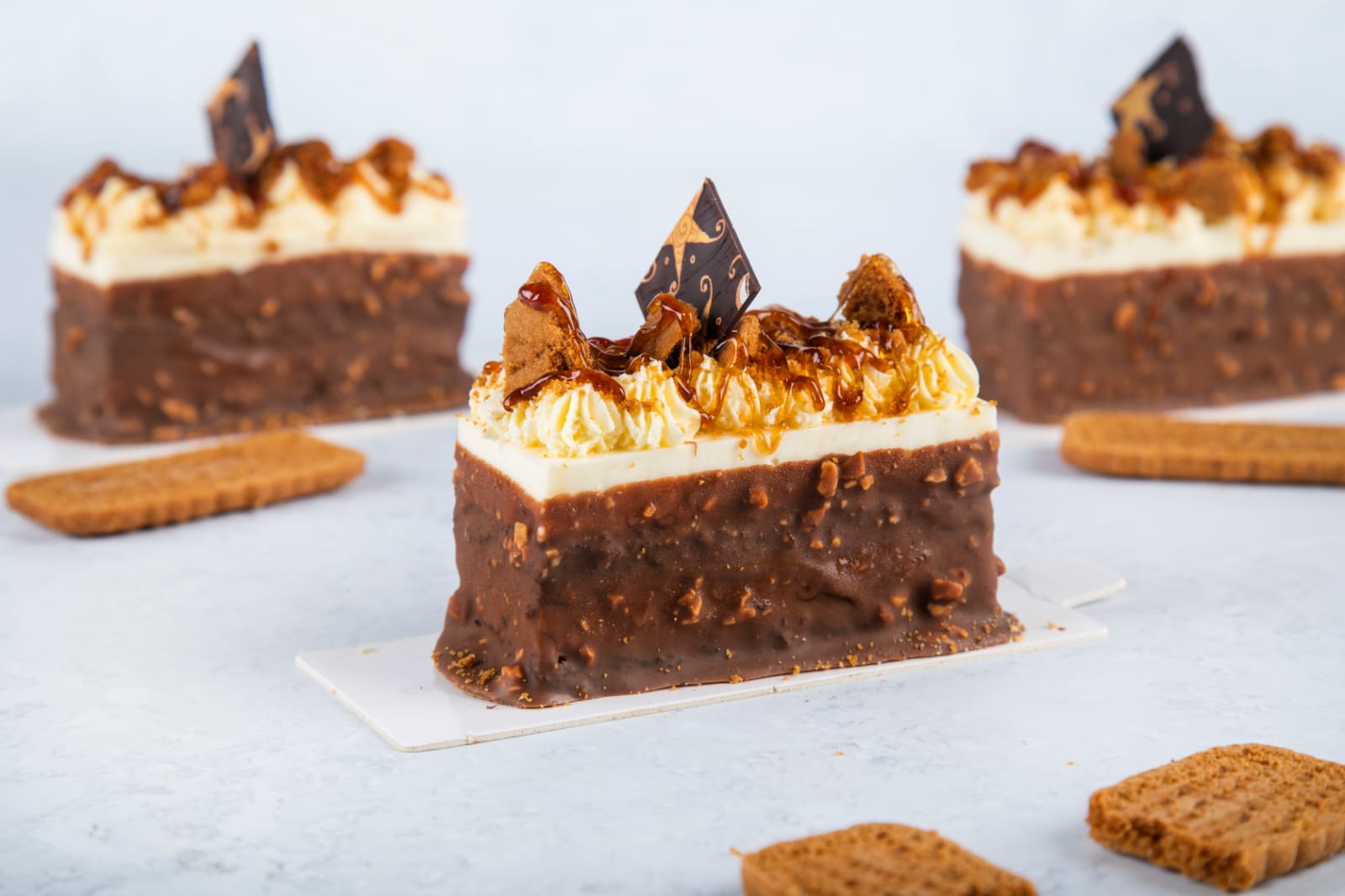 Black and white Cake