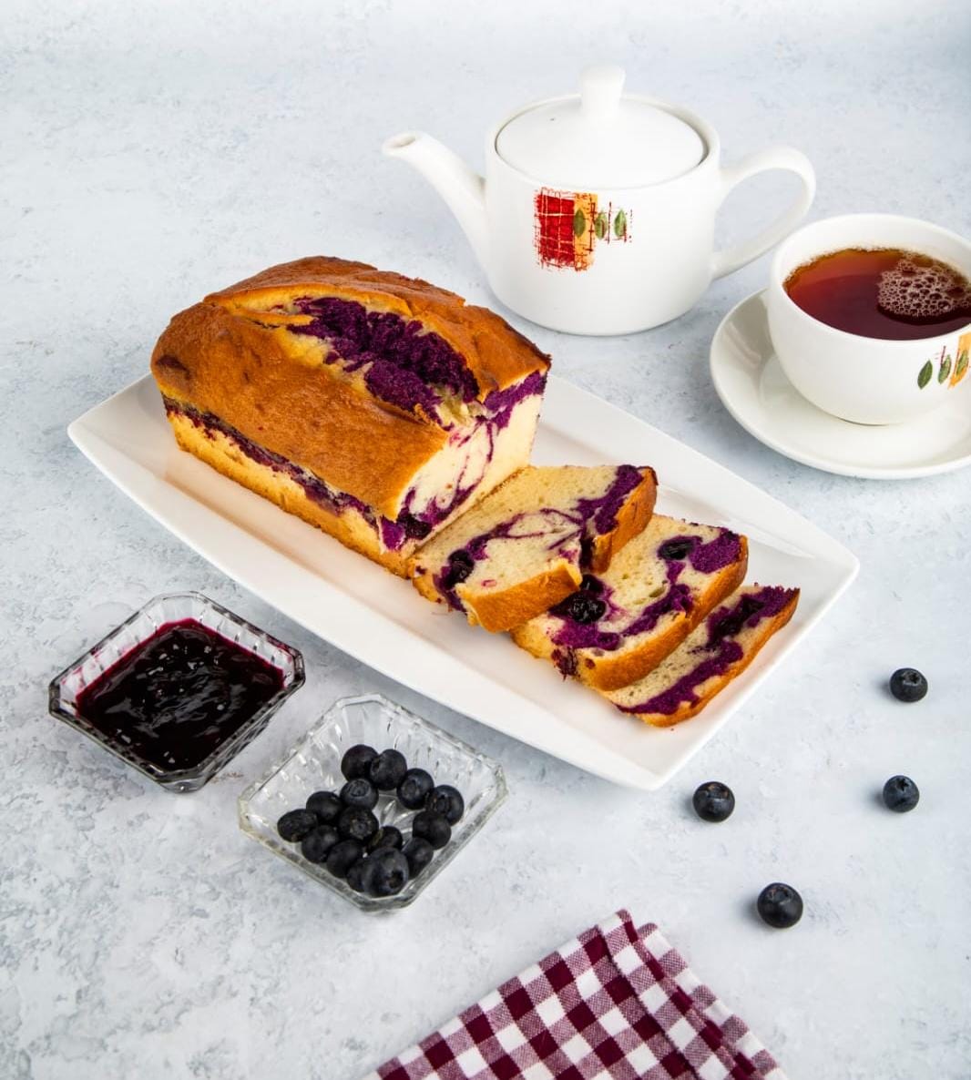 Blueberry English Cake